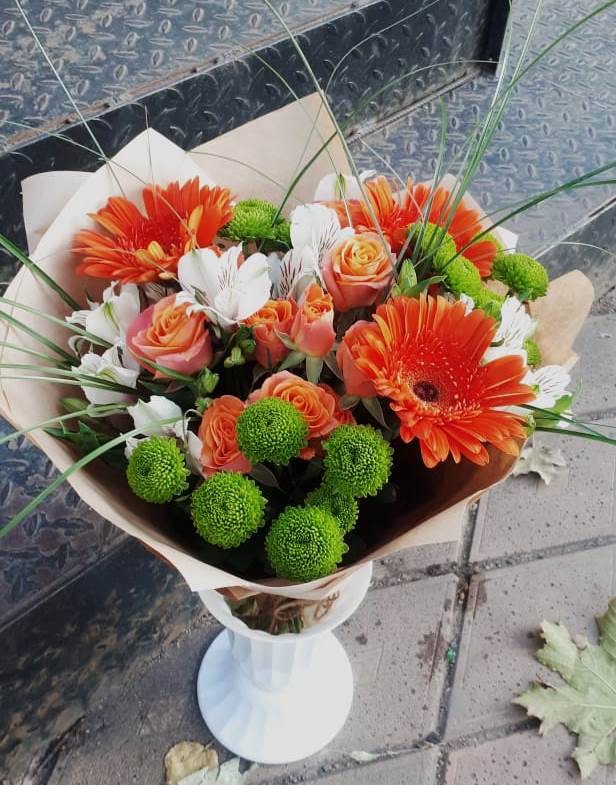 Букет цветов из: Герберы, Хризантемы, Альстромерии и Розы в Шувое