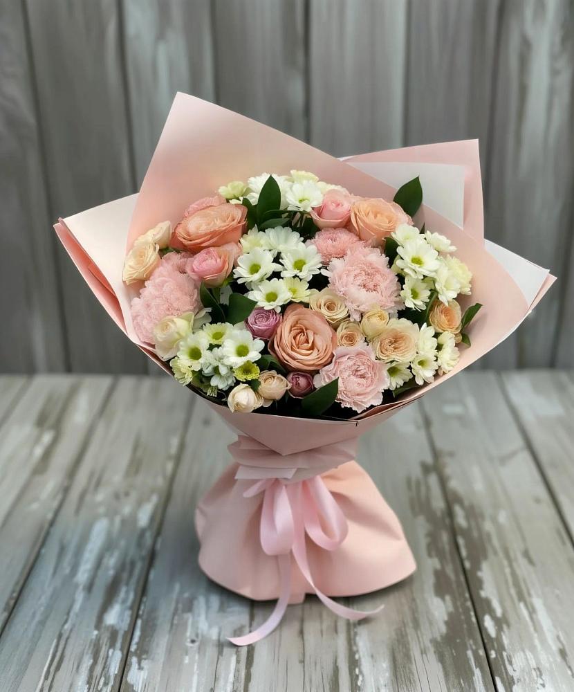 Букет цветов из: Гвоздики, Розы и Хризантемы в Шувое