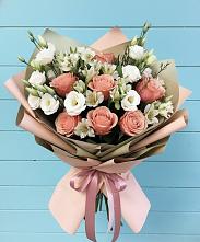 Букет цветов из:  Розы, Альстромерии и Лизиантусы в Шувое