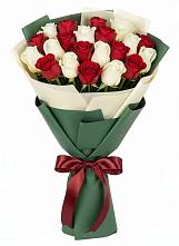 Букет Микс из красных и белых роз #REPLACE_PRED# Шувое