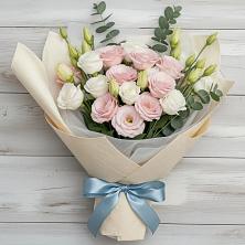 Букет цветов из:  Лизиантусы в Шувое