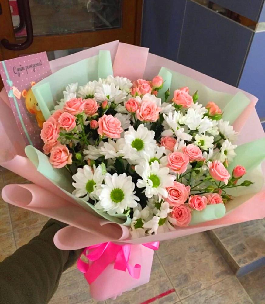 Букет цветов из: Розы и Хризантемы в Шувое