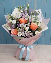 Букет цветов из:  Лизиантусы, Розы, Альстромерии и Гипсофила в Шувое