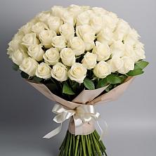 Букет 101 беля роза Белоснежка в Шувое