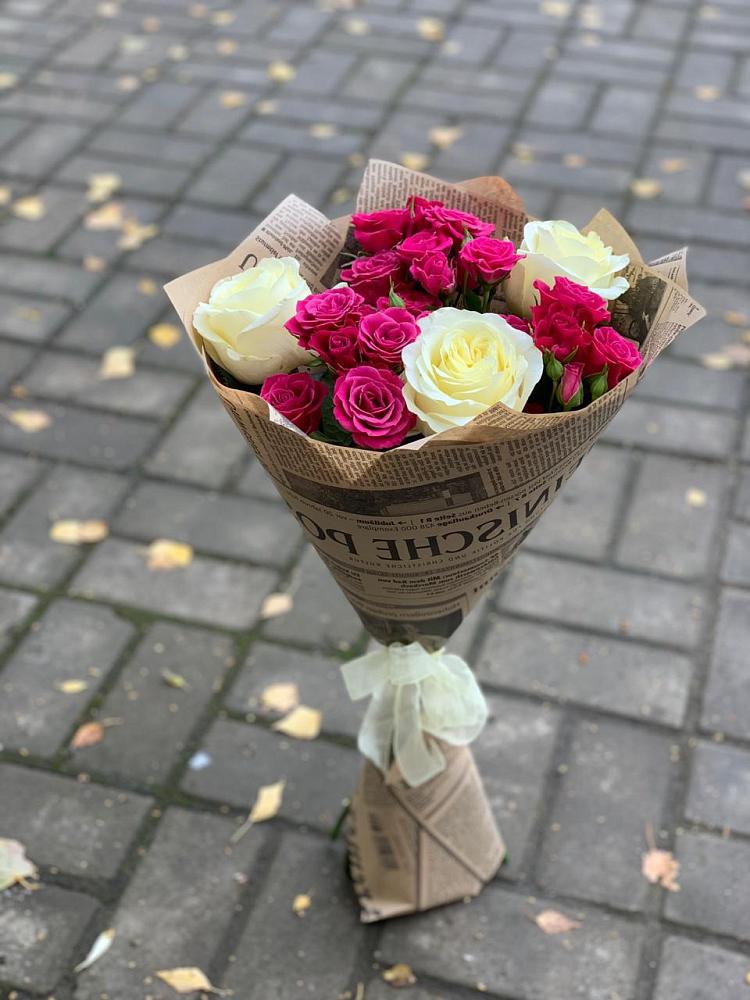 Букет цветов из: Розы в Шувое