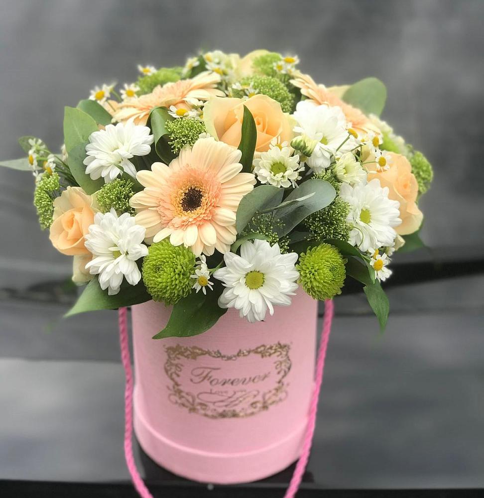 Цветочная композиция из Розы, Герберы и Хризантемы в шляпной коробке в Шувое